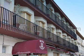 3-star Hotel Castellote <br /> Located in Castellote, a beautiful village in the Maestrazgo region <br/> WSBK Aragón - Motorland Circuit in Alcañiz